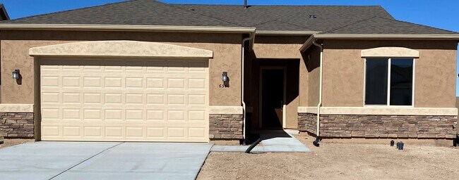 Fully furnished new home - 6342 E Beckett Trail