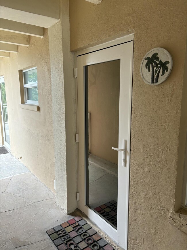 Building Photo - 4500 S Ocean Blvd