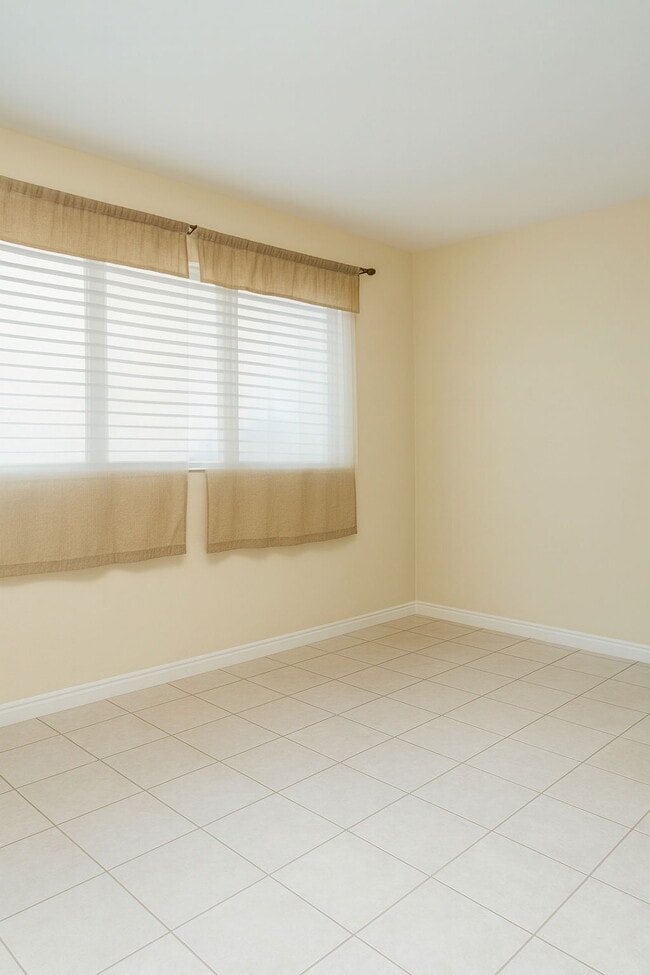 Building Photo - 1450 Atlantic Shores Blvd