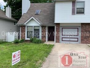 Building Photo - 7814 NW 79th Pl