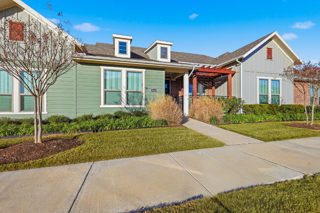 Photo - 1332 Square foot townhome in a beautiful community in Argyle, TX ready for lease.