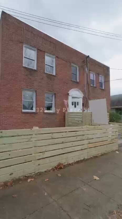 Foto del edificio - Ely Place