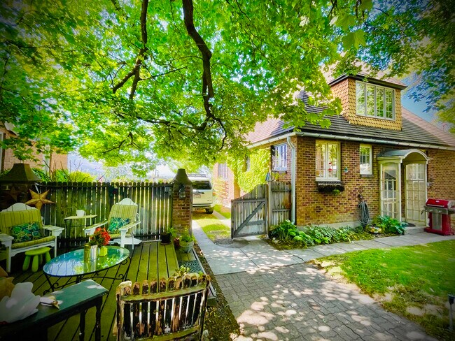 Foto del edificio - 483 Boulevard