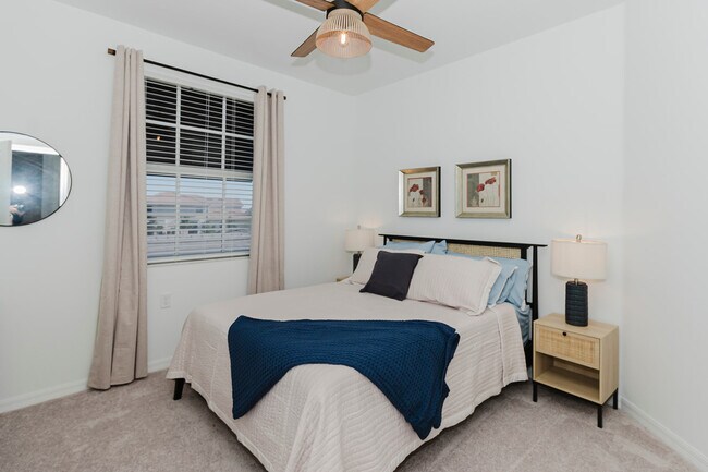 Foto del edificio - 5651 Double Eagle Cir