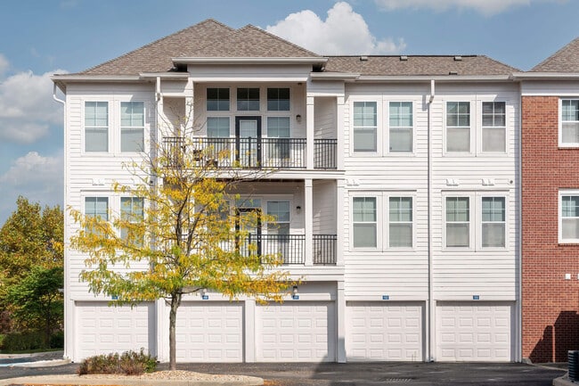 Building Photo - The Fort Apartments