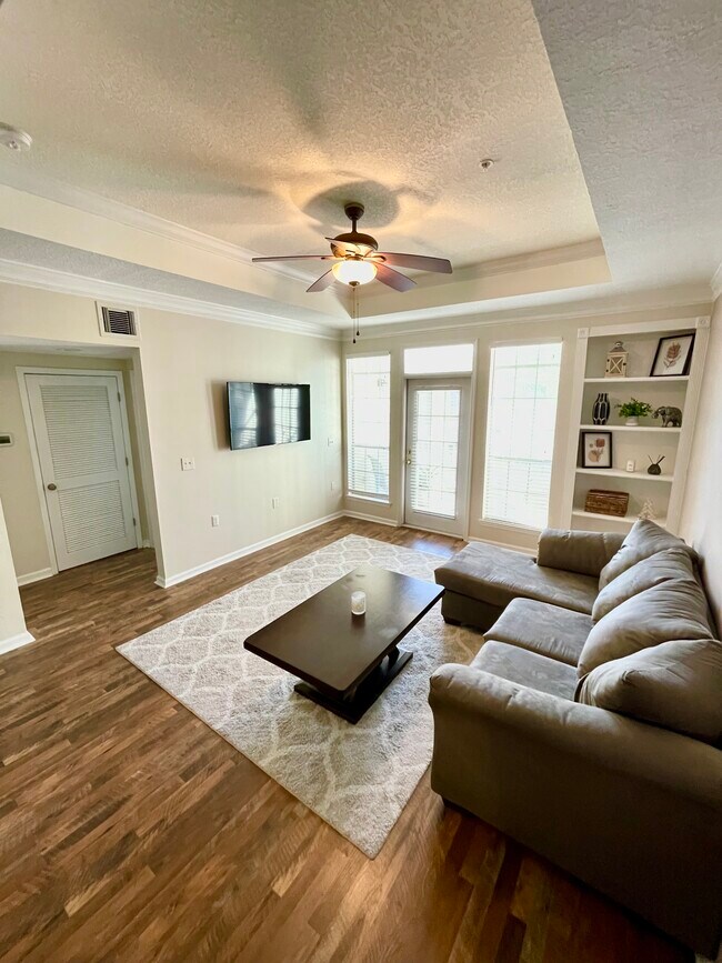 Building Photo - 3304 Bay Club Cir