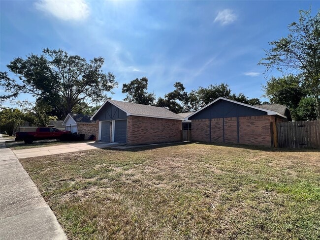 Foto del edificio - 22727 Paradise Gate Dr