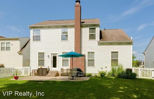 Foto del edificio - 4 br, 2.5 bath House - 4334 Greensbury Dr.