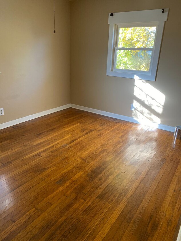 Foto principal - 2 bed Ranch Home for Rent