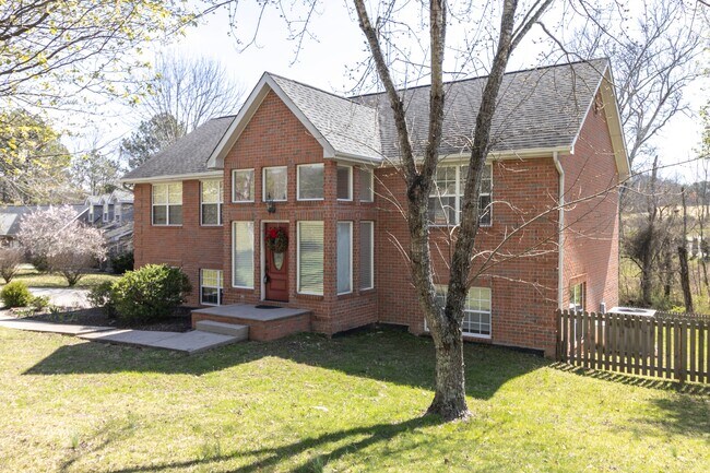 Foto del edificio - 170 Sweetgum Ln