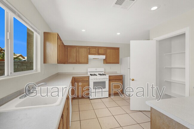 Building Photo - 2022 Peacemaker Rd
