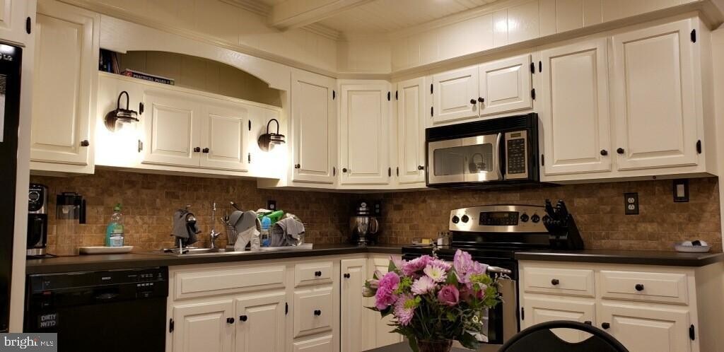 Foto del edificio - 531 E Main St