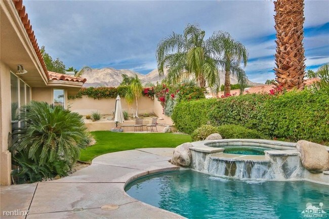 Foto del edificio - 4 br, 4 bath House - 73070 Calliandra St