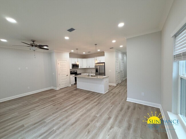 Foto del edificio - Brand-New 3 Bedroom Townhome in Fort Walton Beach!