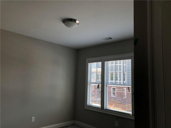Building Photo - 4132 Stourbridge Cmn Cir