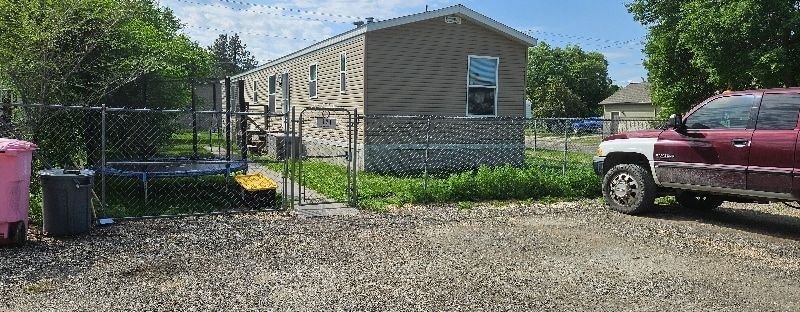 Primary Photo - 121 W Adams St