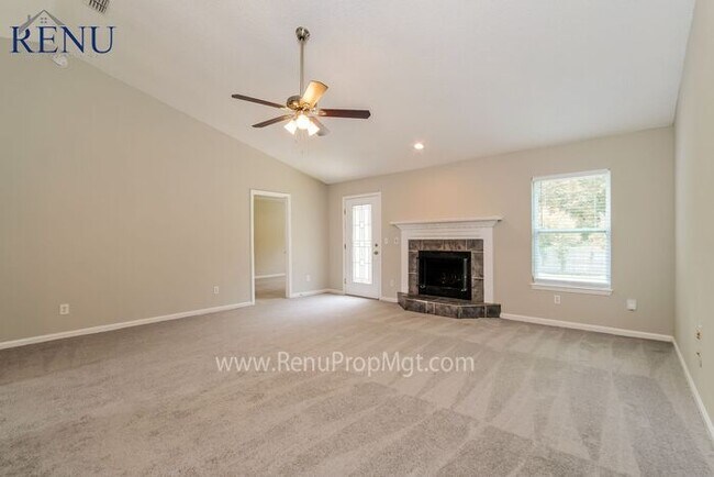 Building Photo - ?Move In Special - $500 Amazon Gift Card!