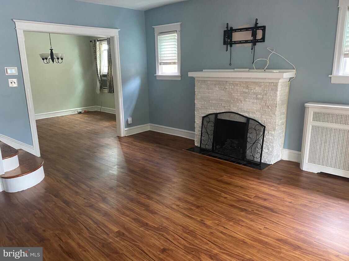 7767 Hasbrook Ave, Philadelphia, PA 19111 House Rental in
