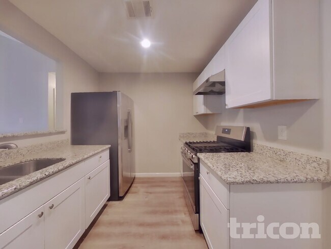 Foto del edificio - 3434 Deer Valley Dr