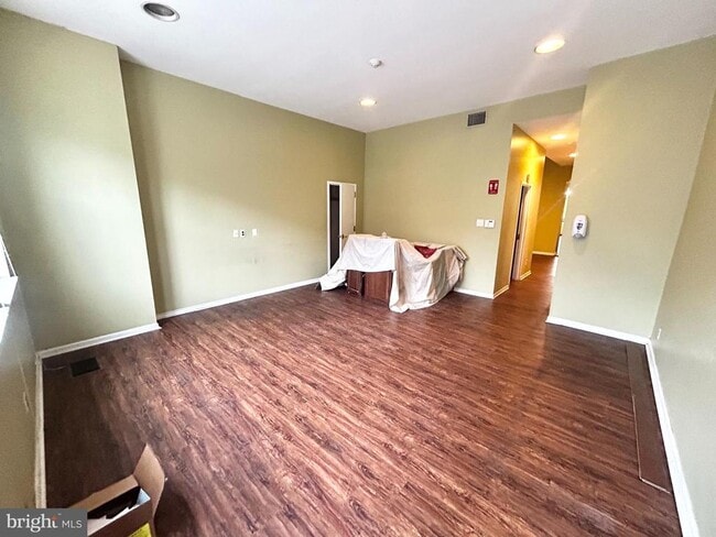 Foto del edificio - 3824 Lancaster Ave