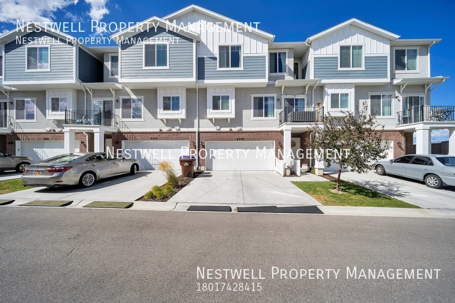Foto principal - Charming 3-bed Townhome in Riverton