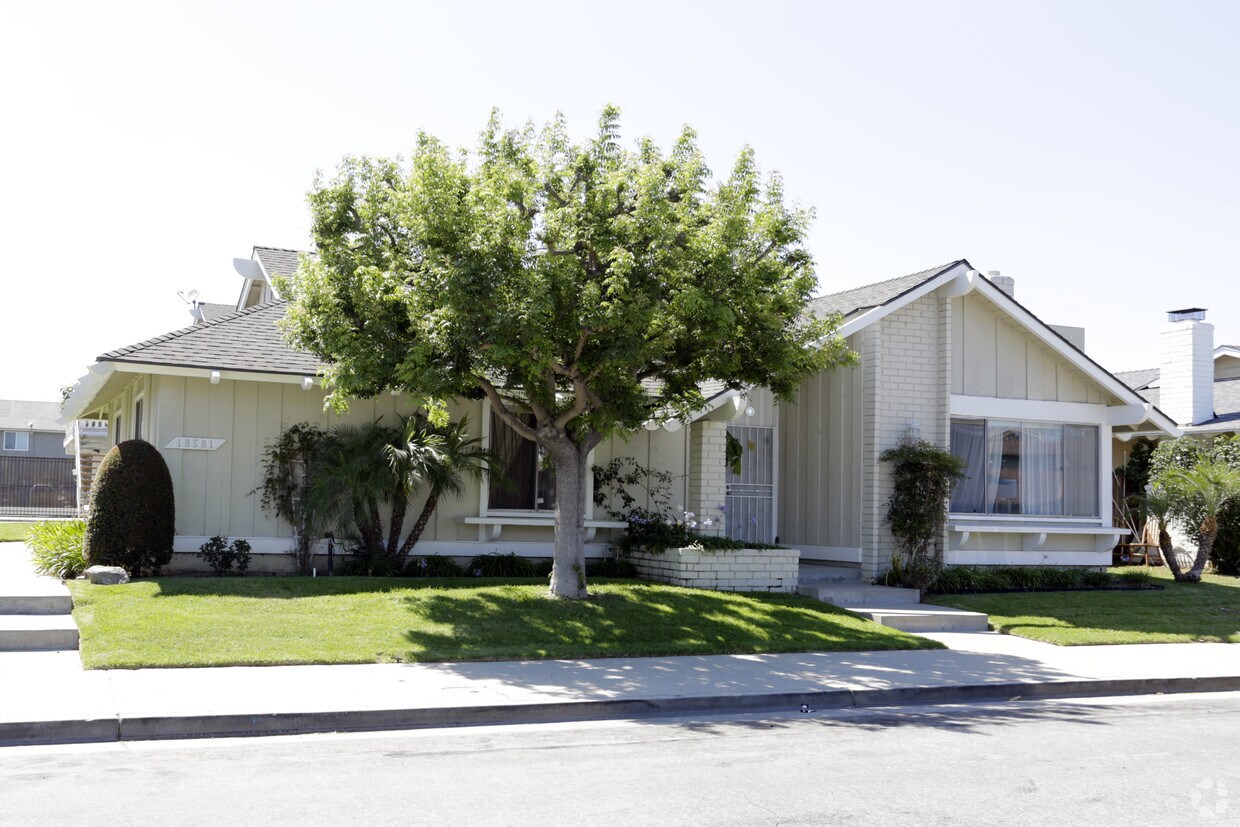 Primary Photo - 18581 Demion Ln