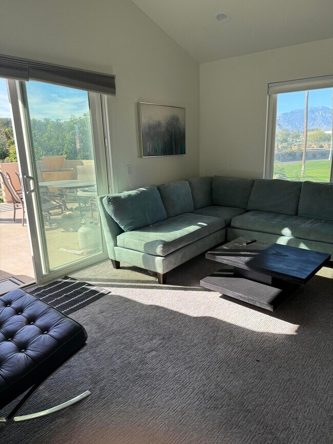 Building Photo - 78125 Crimson Ct