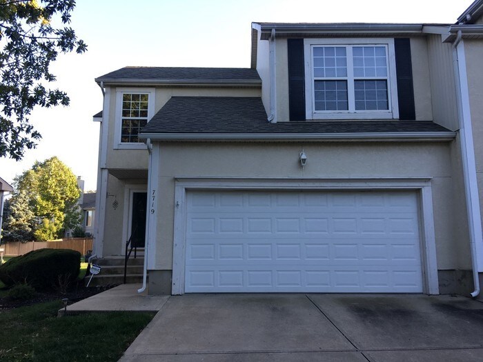 Foto principal - 7719 W 148th St