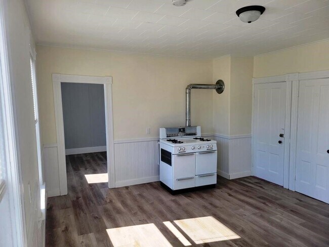 Foto del edificio - 73 Esther St