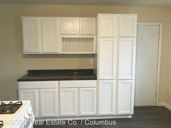 Building Photo - 3 br, 1.5 bath House - 5076 Tremaine Court
