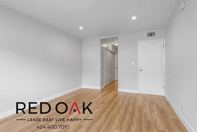 Foto del edificio - 121 N Hamilton Dr