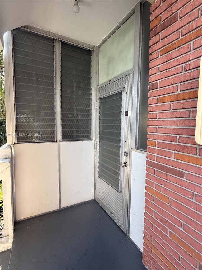 Foto del edificio - 141 NE 10th Ave