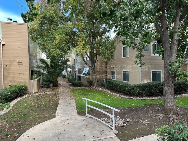 Photo - 1019 Dornajo Way Apartment