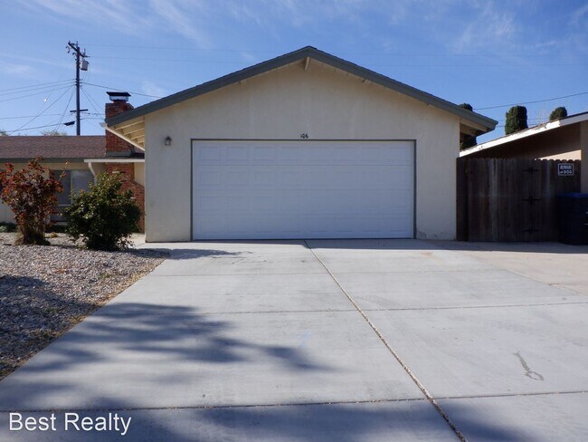 Building Photo - 3 br, 2 bath House - 106 White Oak Drive