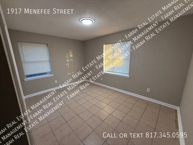 Foto del edificio - 1917 Menefee St