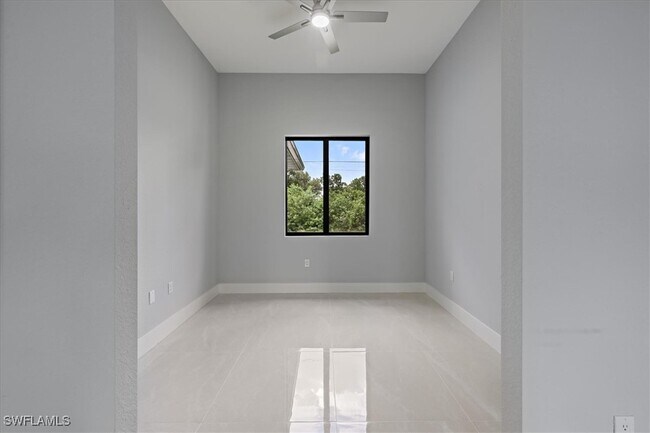 Foto del edificio - 3209 39th St SW