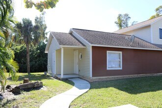 Building Photo - 17362-17364 E Carnegie Cir