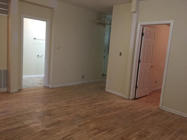 Foto del edificio - 3324 W Palmer St