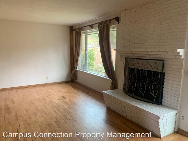Foto del edificio - 5 br, 2 bath House - 4295 Ferry St.