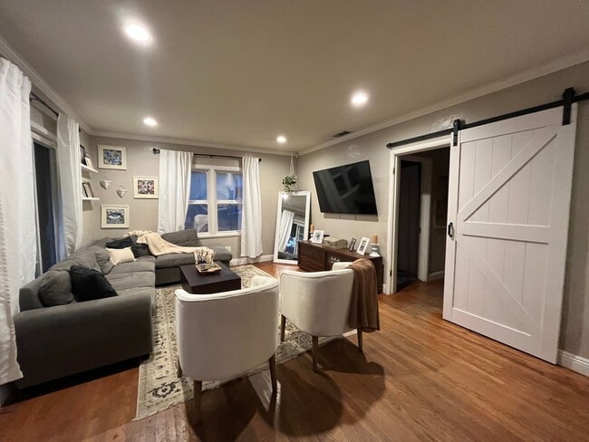 Foto del edificio - 1909 39th St