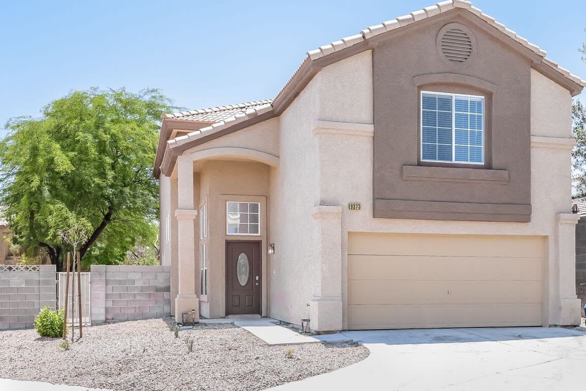 Foto principal - 9373 Red Rose Ave