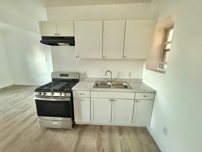 Foto principal - 73 Saratoga Ave