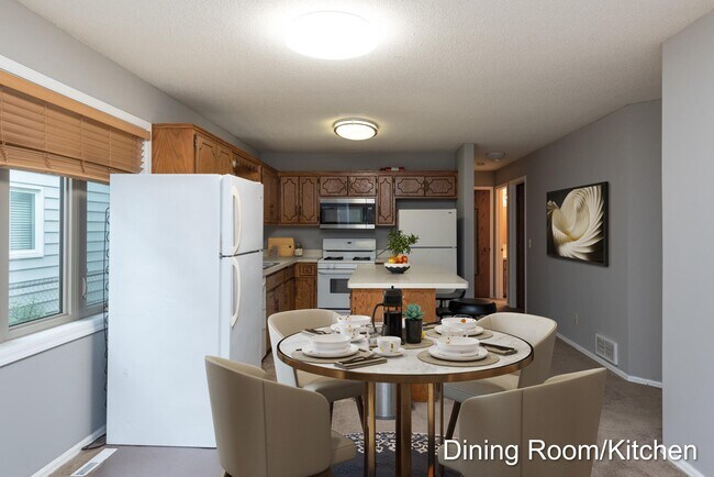 Dining Area/Kitchen - 1215 4th St NE