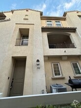 Building Photo - 1592 Santa Sabine