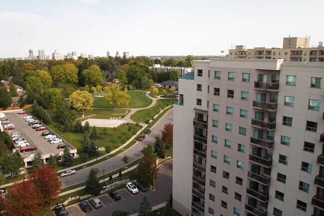 Photo du bâtiment - 565 Proudfoot Place