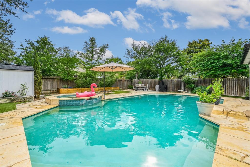 Foto principal - 803 Crocus Dr