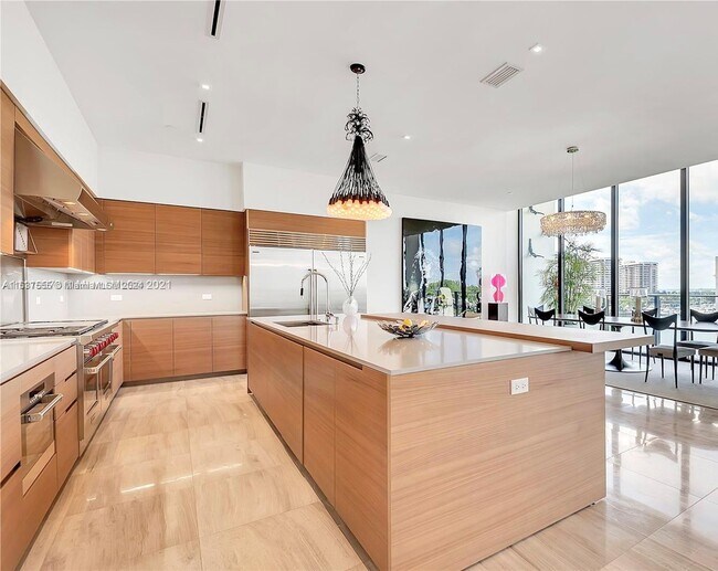 Foto del edificio - 3581 E Glencoe St