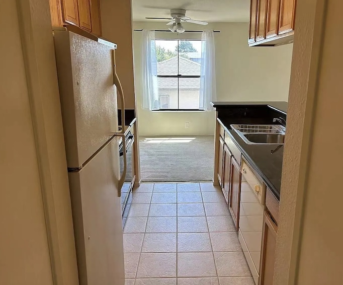 Building Photo - 1751 Liberty St