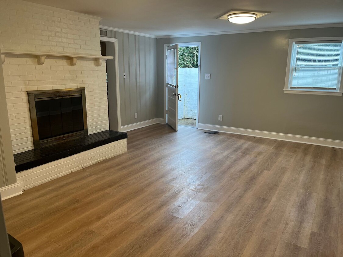 Foto principal - 2822 Rivermont Ave