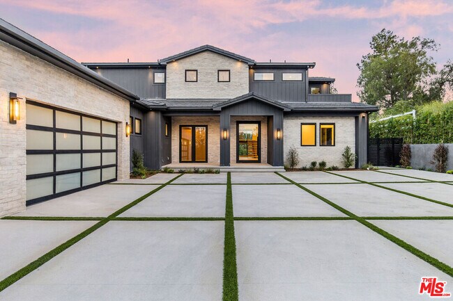 Foto del edificio - 5625 Penland Rd